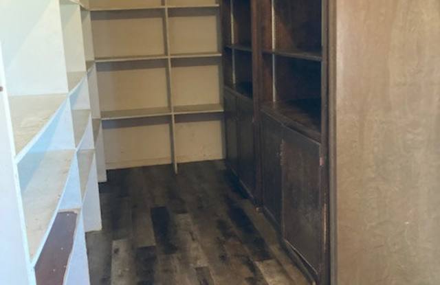 16600 W Burmood Gallery 4