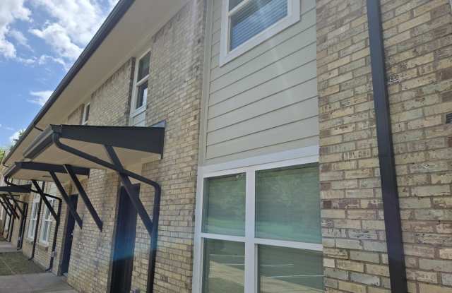 Sabine Apartments Gallery 1