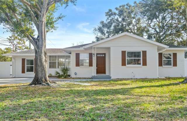 2302 S THIXTON COURT photos photos