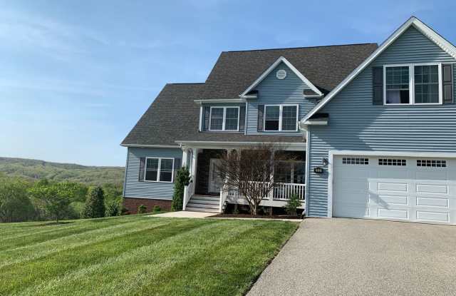 4 Bedroom 2.5 Bath House Gallery 1