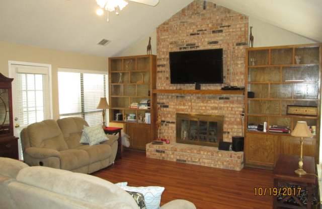 313 Mountain View Ct Gallery 4