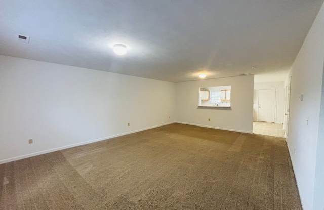 4 Bedroom 2.5 half Bath Townhouse Gallery 4