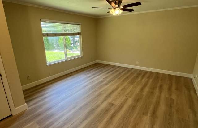 1522 Rhododendron Drive Gallery 2