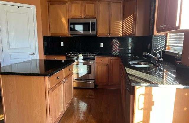 45272 Bartlett Dr Gallery 2