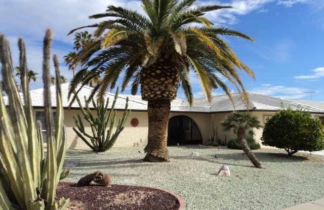 13030 W SEVILLE Drive - 13030 W Seville Dr, Sun City West, AZ 85375