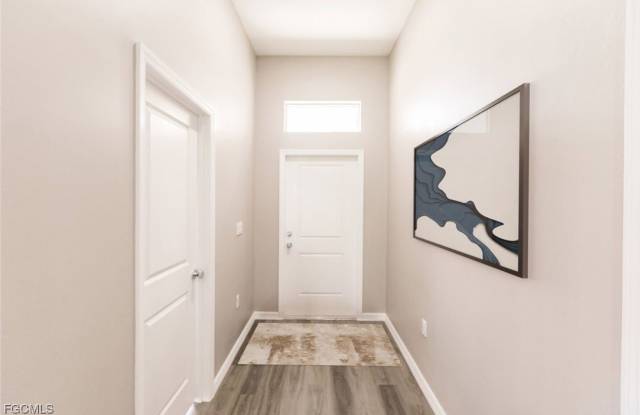 328 NE 8th Terrace Gallery 2