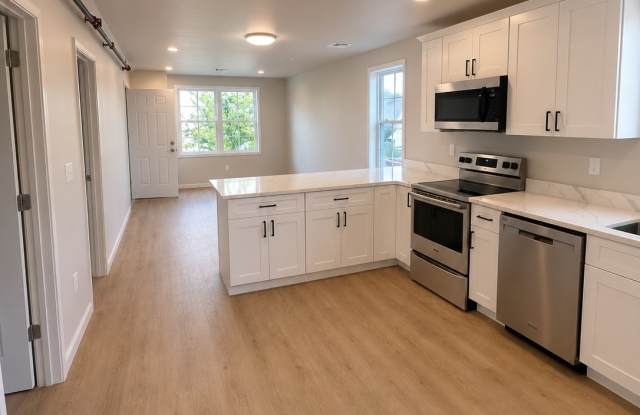 134 Florence St photos photos
