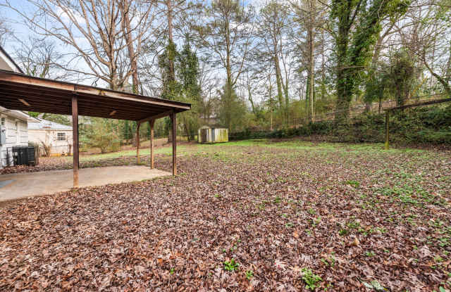 221 Lawson Road Gallery 4
