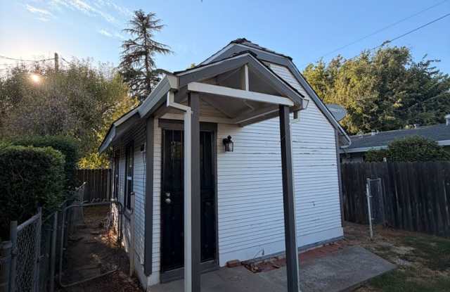 660 Maple Gallery 1