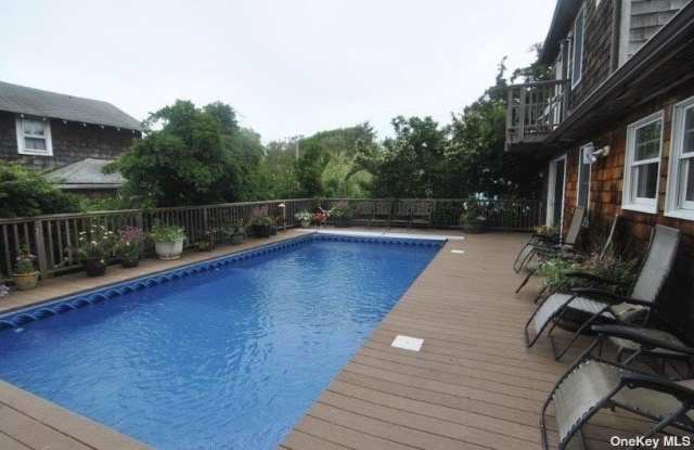 748 Ocean Breeze Walk photos photos