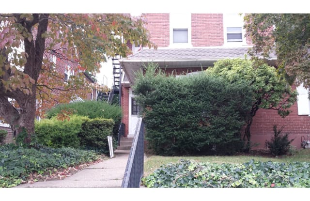 718 W MAIN STREET - 718 West Main Street, Lansdale, PA 19446