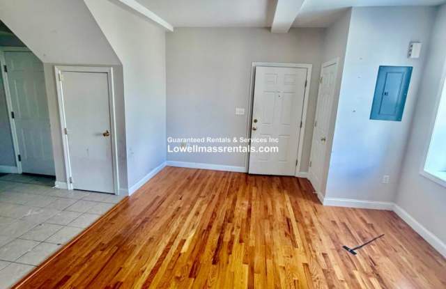 89 Aiken St. Gallery 2