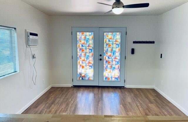 719 Campbell Street Gallery 4