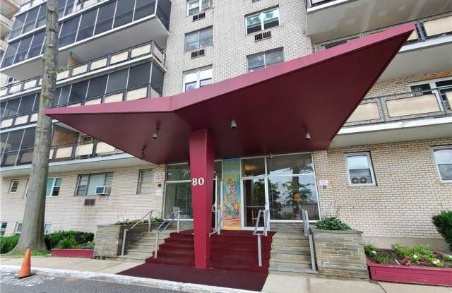 80 Cartright Street unit: 6L - 80 Cartright Street, Bridgeport, CT 06604