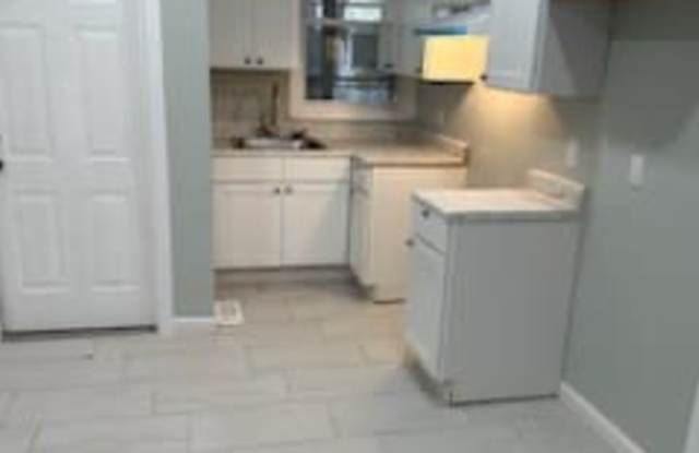 143 Plymouth Street - 1 Gallery 2