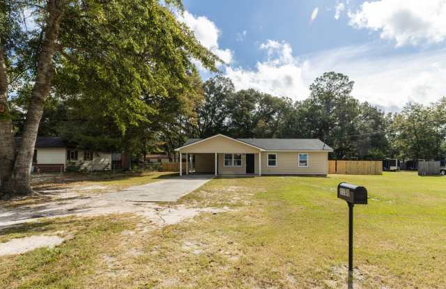 1108 Mary Ann Dr Gallery 2