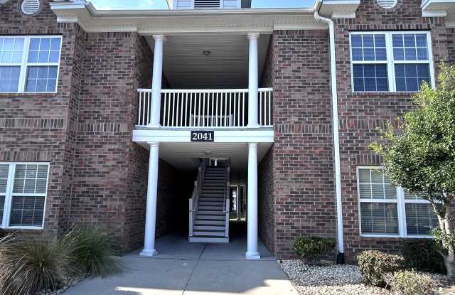 2041 Silvercrest Dr Unit B photos photos