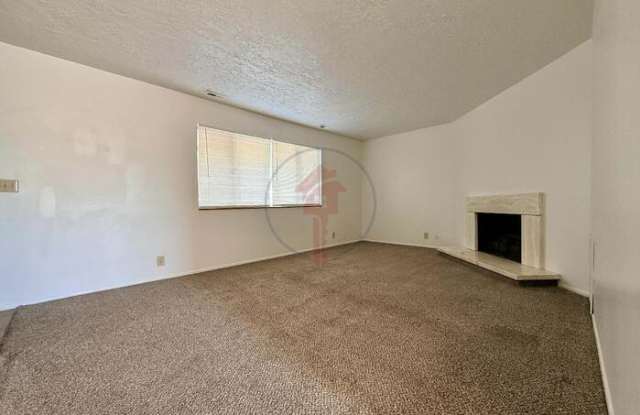 351 Noble Road Gallery 4