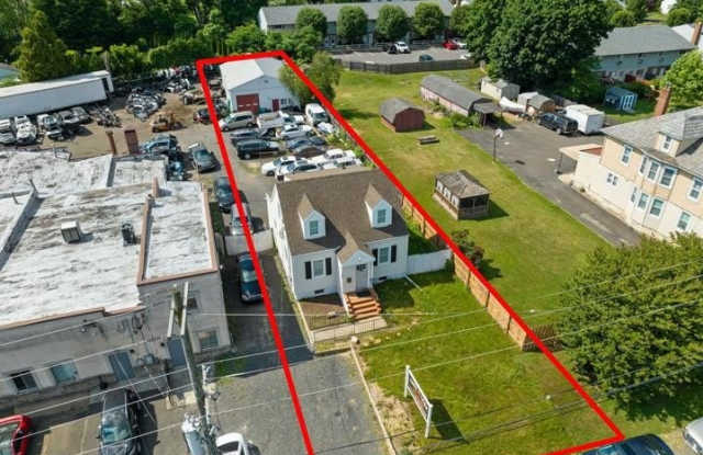 650 W BRIDGE Street photos photos
