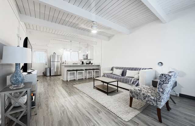 Furnished Waialae Townhouse near Kahala Mall with A/C photos photos
