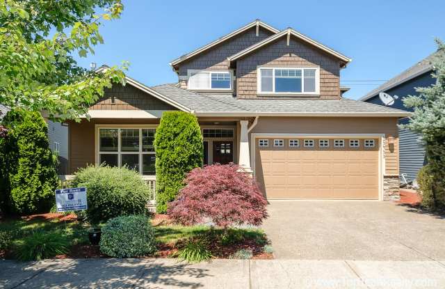 Beautiful 4 BD | 2.5 BA + Bonus Room | A/C | Amazing Backyard | Great Location photos photos