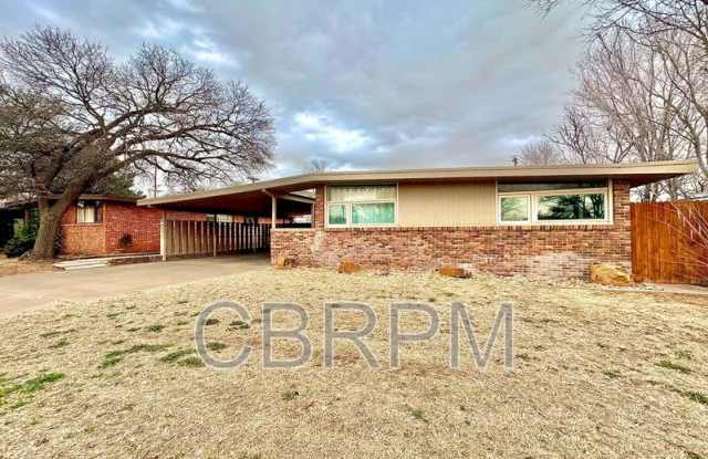 2514 47th Street photos photos