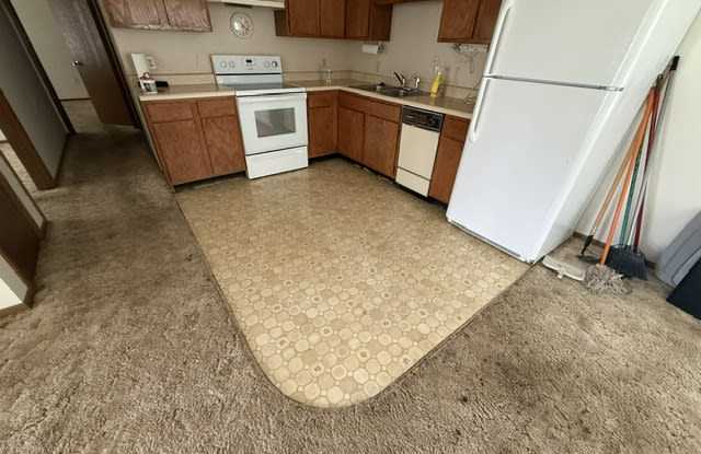 215 Maple St #4 Gallery 2