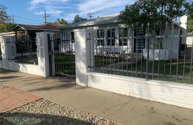 14837 Cohasset Avenue Gallery 2