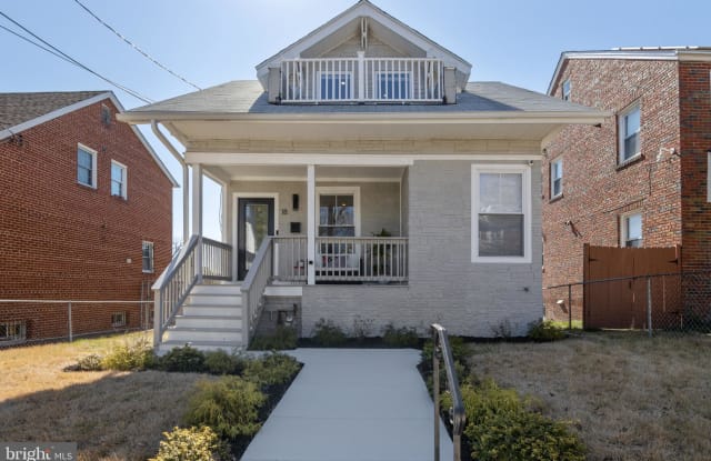 18 MILMARSON PLACE NW - 18 Milmarson Place Northwest, Washington, DC 20011