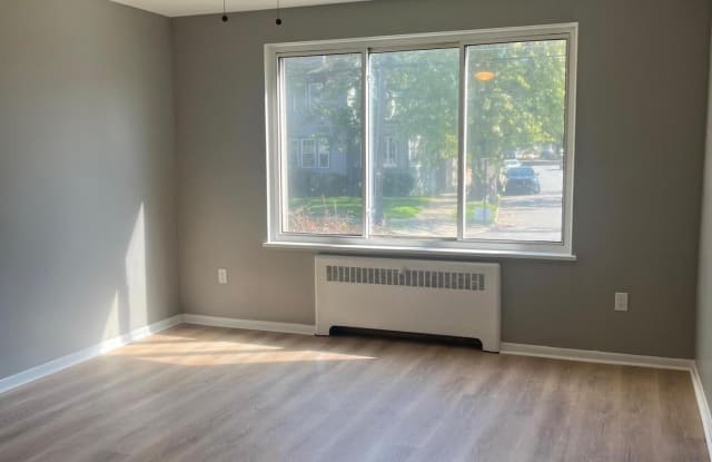 175 Old River Road Apt 2 - 175 Old River Road, Wilkes-Barre, PA 18702
