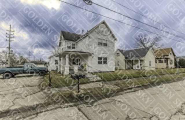 1705 West 9th Street photos photos