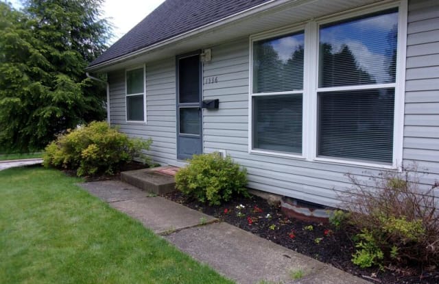 1536 BRIARWOOD photos photos