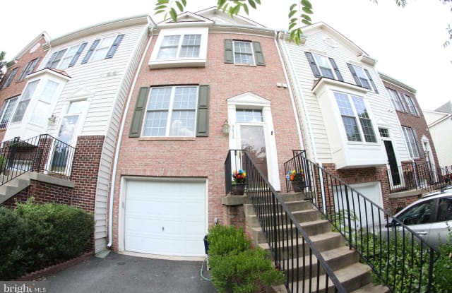 9816 CHESHIRE RIDGE CIRCLE - 9816 Cheshire Ridge Cir, Buckhall, VA 20110