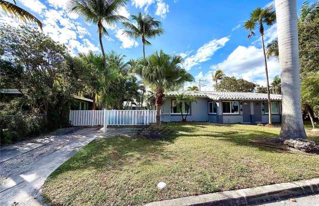 1143 Northeast 16th Terrace photos photos