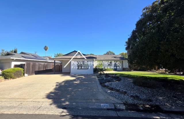 Nicely remodeled 3 bedroom in the Arden Arcade area. photos photos