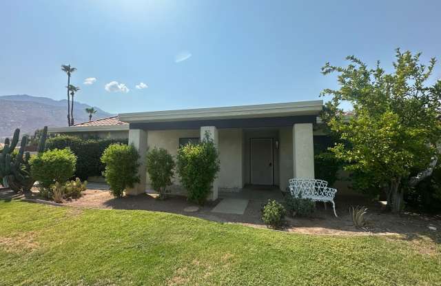 AVAILABLE NOW 3 BED / 2 BATH CONDO in PALM SPRINGS!! MOVE IN SPECIAL! ONE MONTH FREE!! photos photos