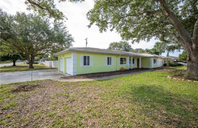 1723 INDIAN ROCKS ROAD Gallery 2