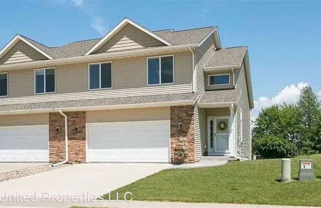 1782 Sara Ct - 1782 Sara Court, North Liberty, IA 52317