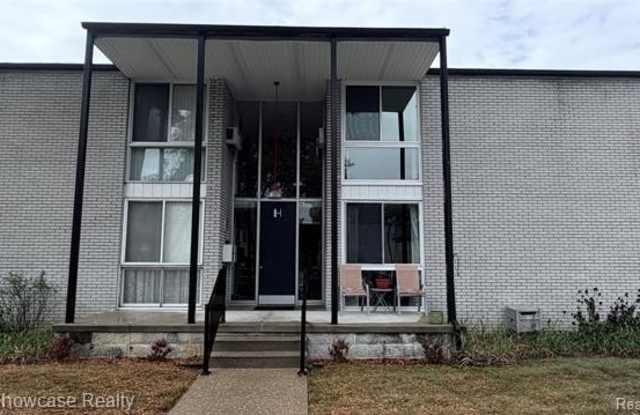 4030 W 13 Mile Road photos photos 4030 W 13 Mile Road photos photos