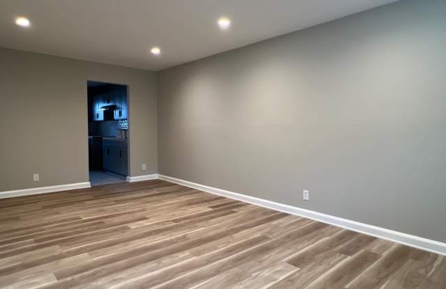 1274 Farley Drive Gallery 4