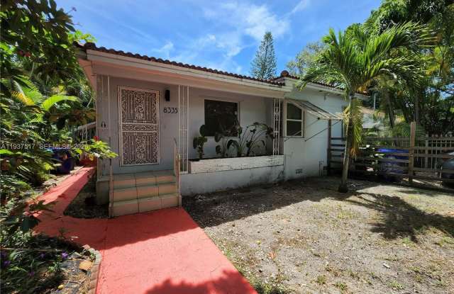 8335 NE 3rd Ave photos photos