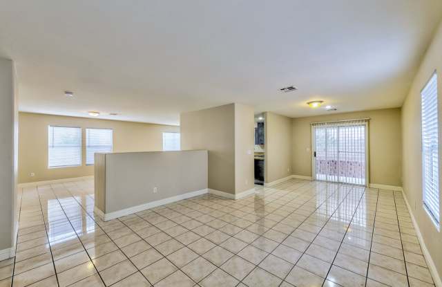 7973 Willow Pines Place, Las Vegas, Nevada 89143 Gallery 4
