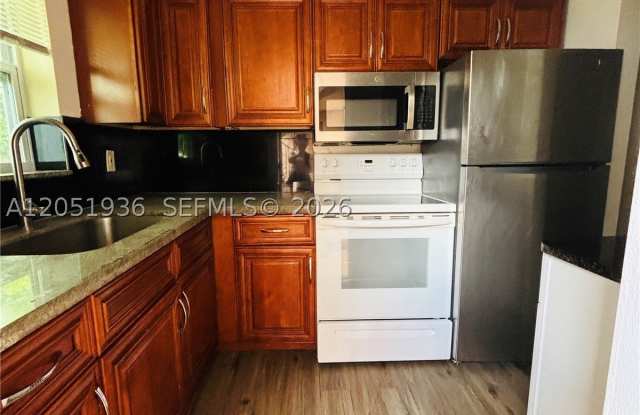 6631 SW 18th St photos photos 6631 SW 18th St photos photos