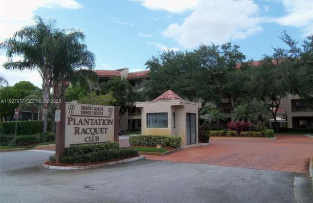 10551 W Broward Blvd photos photos