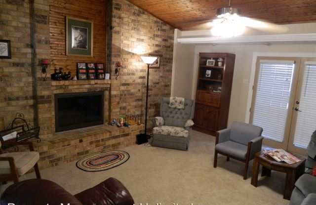420 Bradshaw St Gallery 3