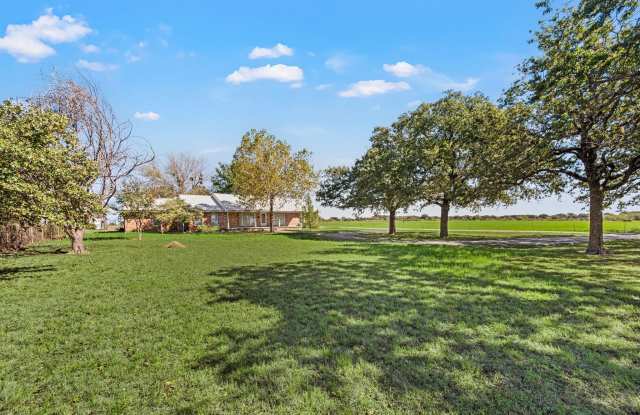 4101 Tolar Highway Gallery 2