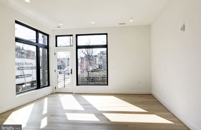 3736 12TH STREET NE Gallery 2