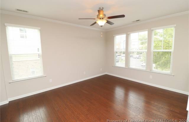 5045 Lalex Lane Gallery 2