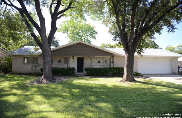 418 ZEPHYR DR - 418 Zephyr Drive, Windcrest, TX 78239