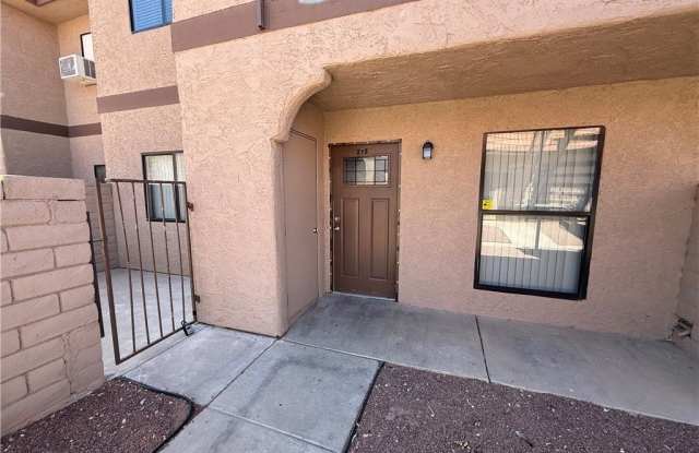 4300 N Lamont Street photos photos